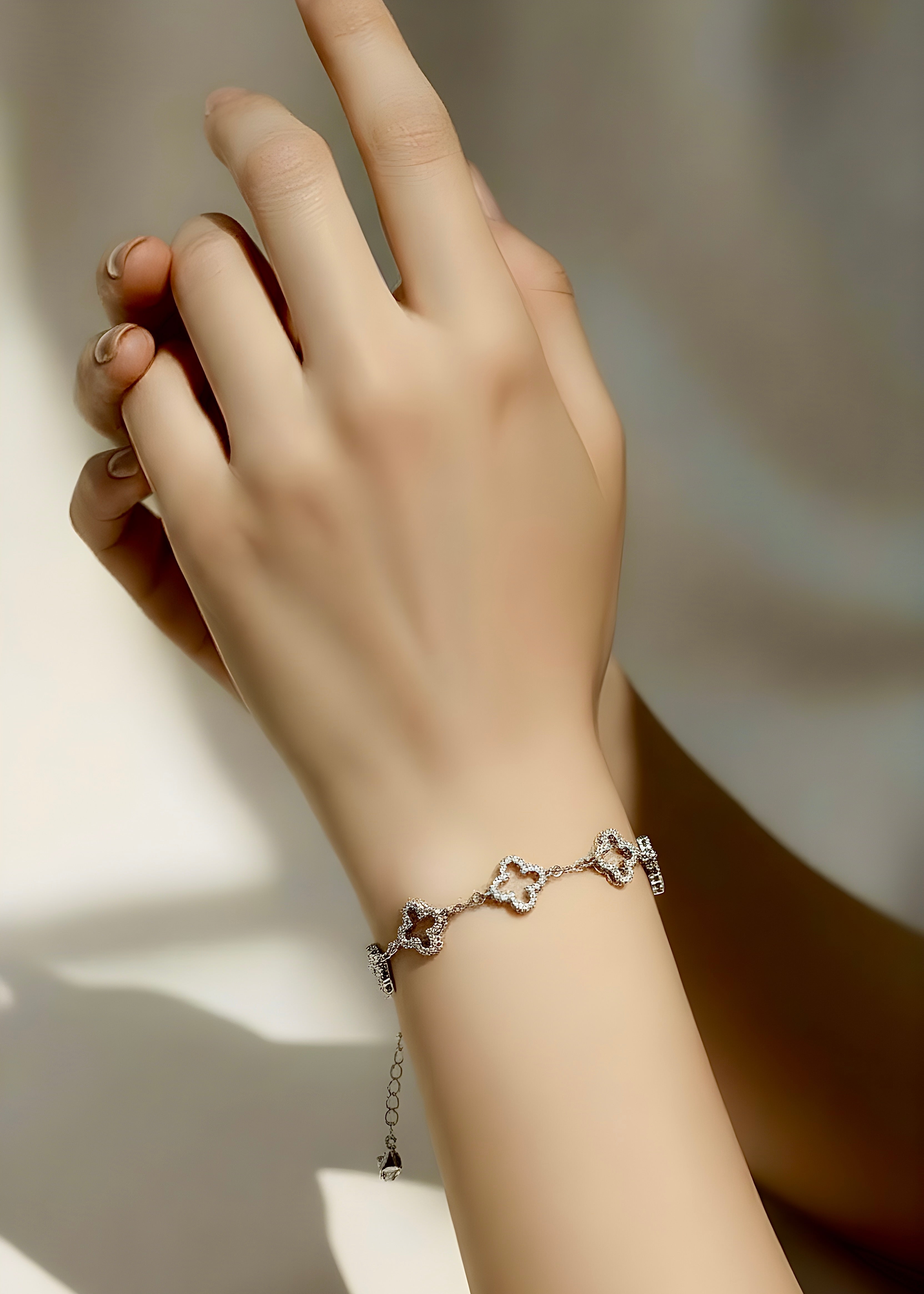 Сребърна гривна - Aurora