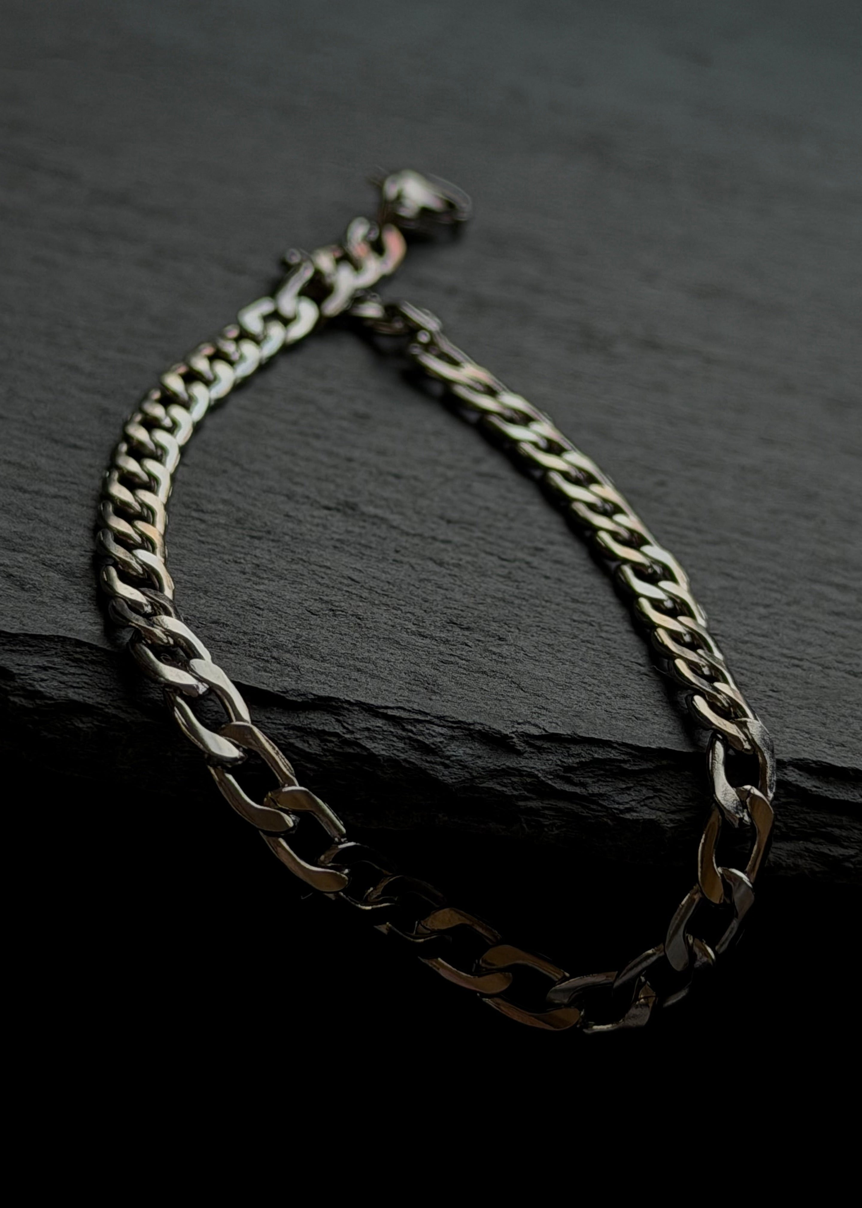 Гривна - Stark