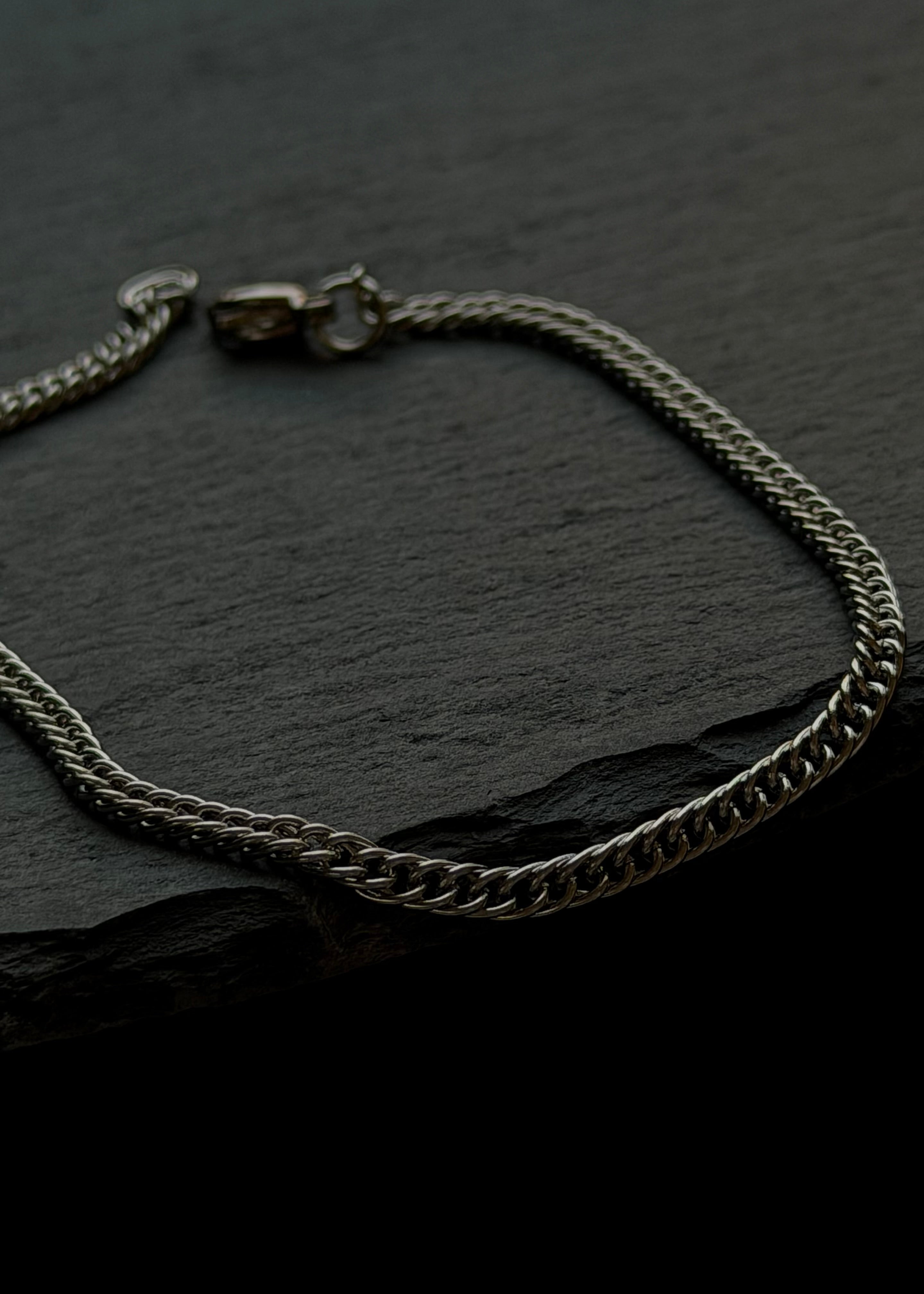 Гривна - Atlas